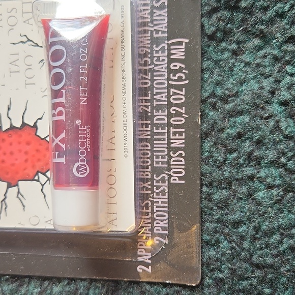 3D FX kit ☆ Buttons ☆ FX Blood ☆ no glue needed ☆ Brand New in pkg ☆ Halloween - Picture 6 of 13